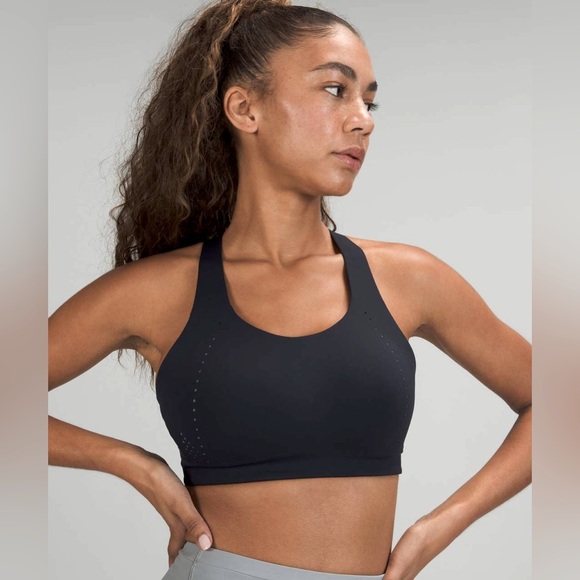 Lululemon AirSupport Bra High Support Size 34D in Black - Picture 3 of 9